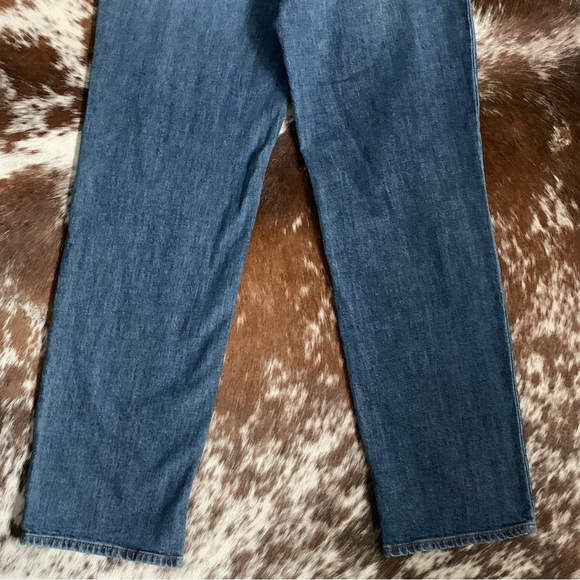 • NWT! [Universal Thread] Vintage Straight Jean • - Picture 8 of 11